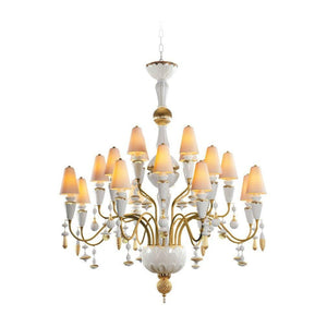Vintage Nexora 20 Light Chandelier, in glossy