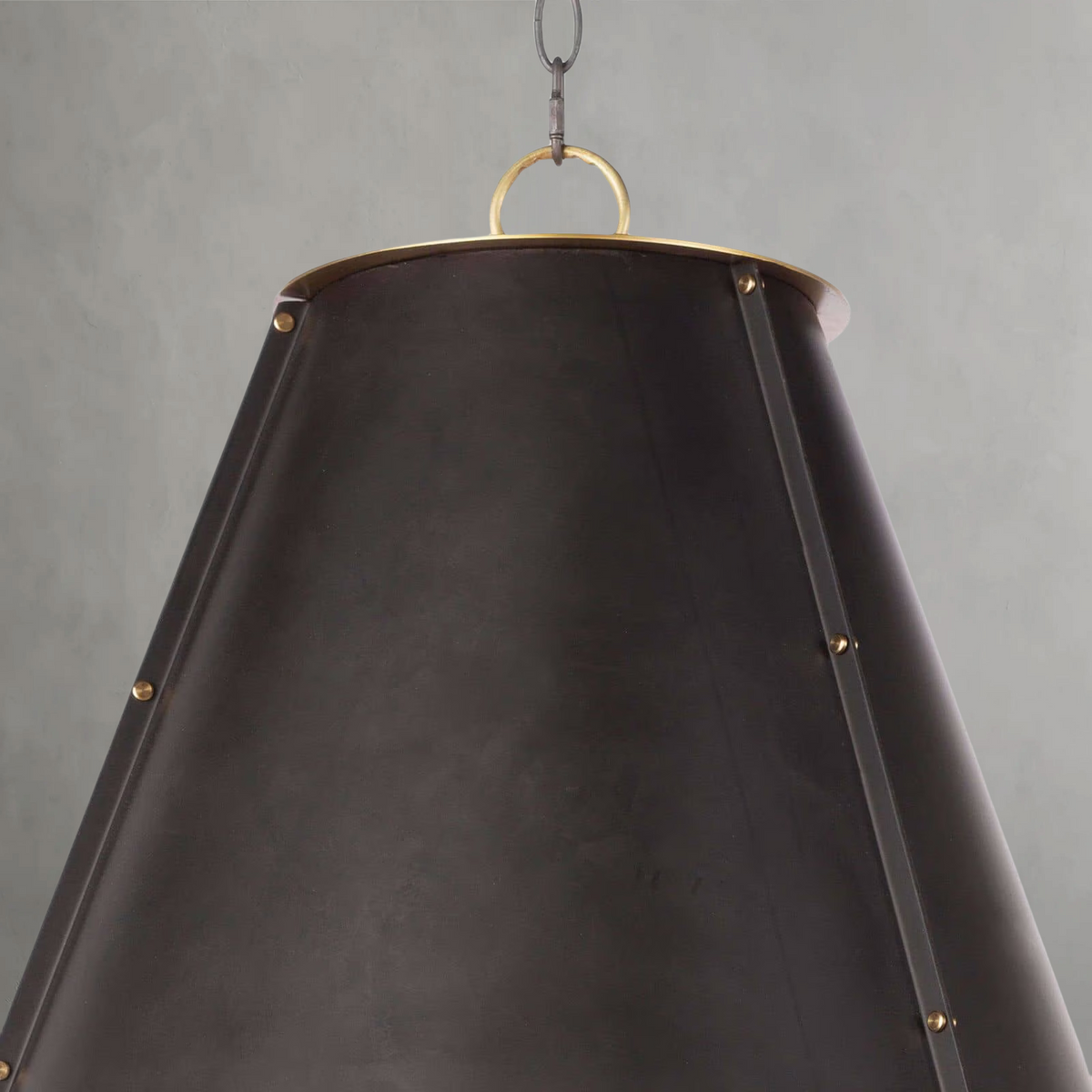 Vertelle Maid Chandelier Large, steel in white - view 2