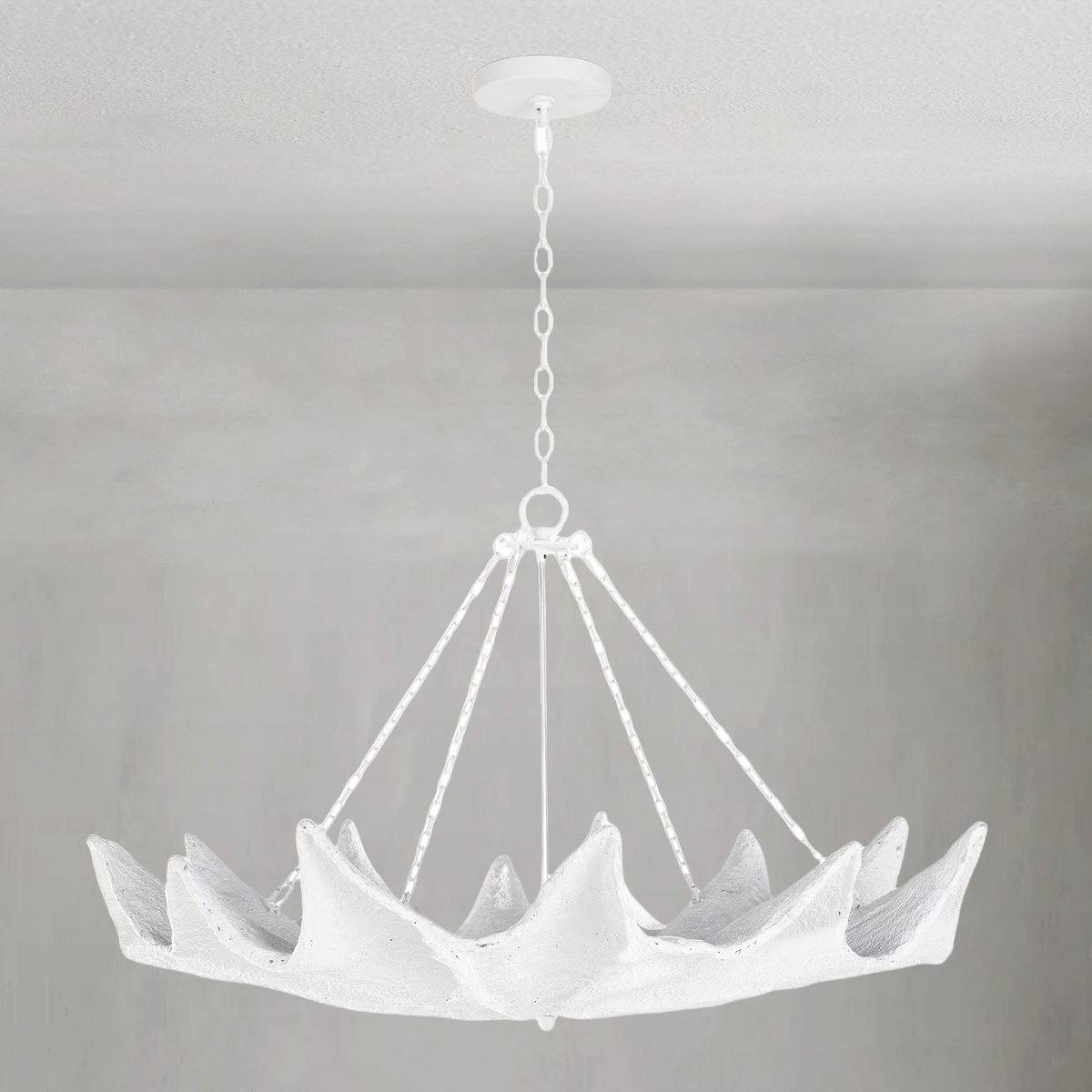 Aquelle Chandelier, resin in white