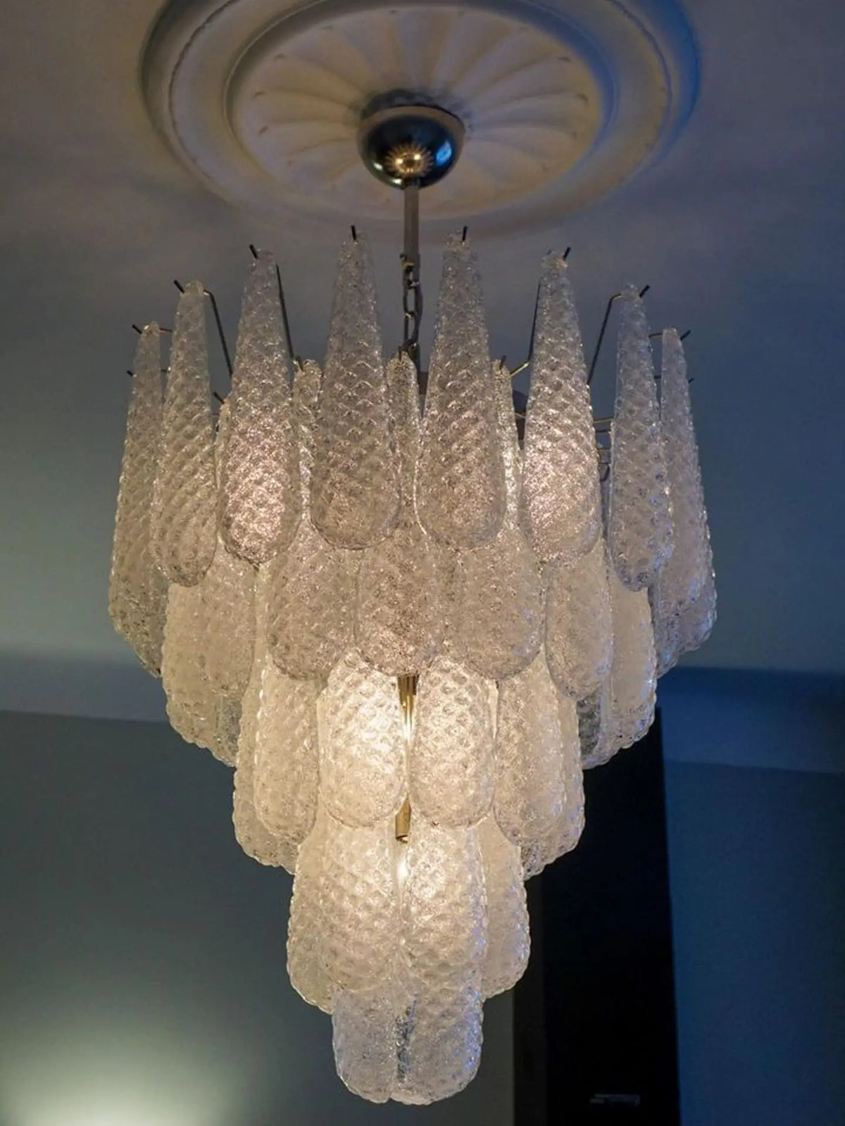 Murano-Style Chandelier – Drop – 52 glasses – Transparent
