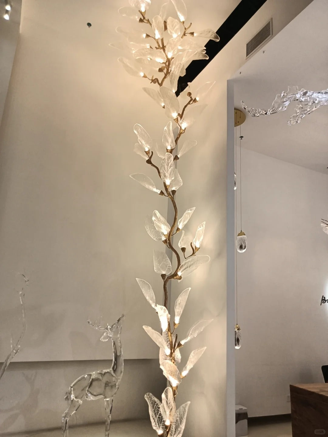 Creative Bionic Resin Leaves Chandelier for Living Room/Dining Room/Staircase - view 25