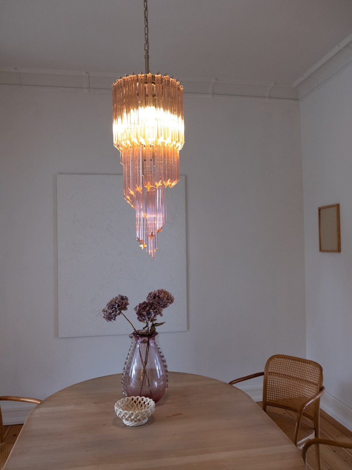 Murano-Style Chandelier – Spiral – 54 prisms – Pink