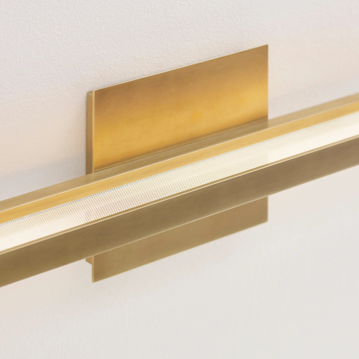 Harlan Modern Bath Wall Picture Light - view 7