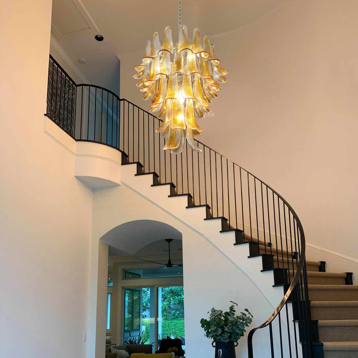 Murano-Style Chandelier – 52 petals – Amber