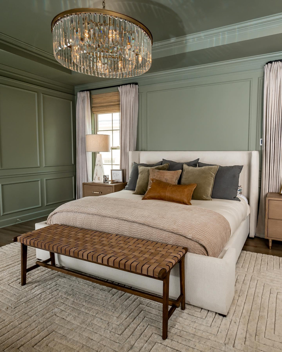 Leyland Round Chandelier - view 12