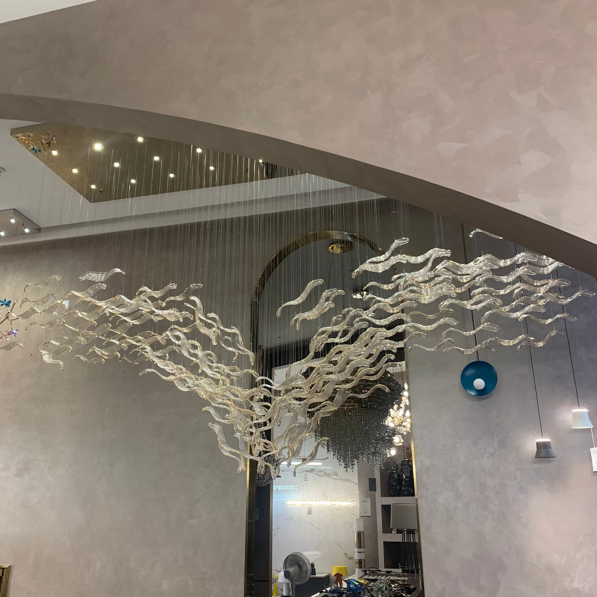Modern Creative Luxury Seagull Shape Floating Leaves Chandelier for Kitchen Island/Dining Room - view 8