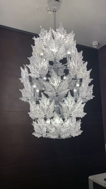 Modern Creative Clear Crystal Maple Leaf Chandelier for Living Room/Bedroom - view 13
