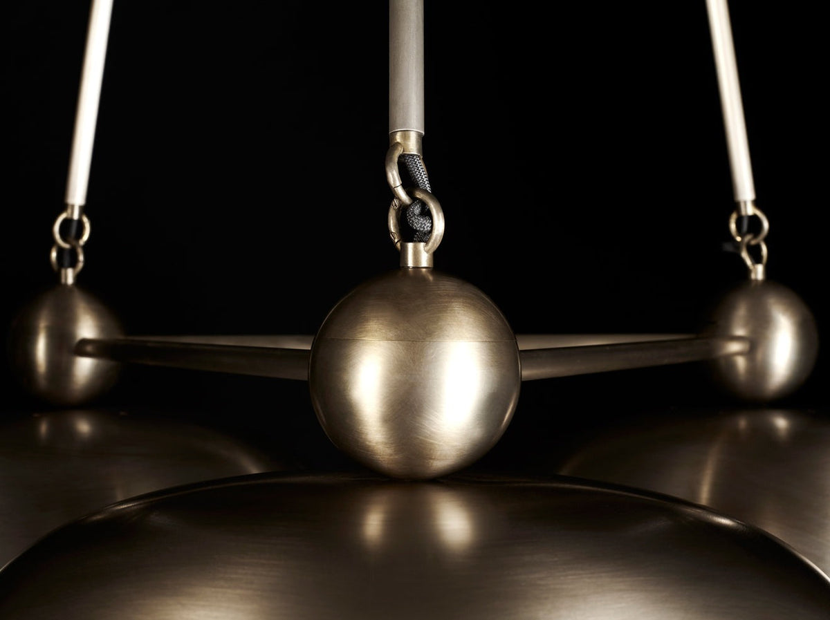 TASSEL 57 CHANDELIER Ø32.5", brass - view 4