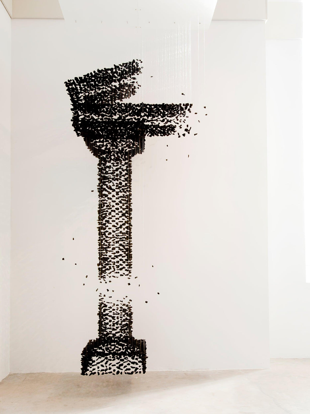 Black Stones Chandeliers - view 52