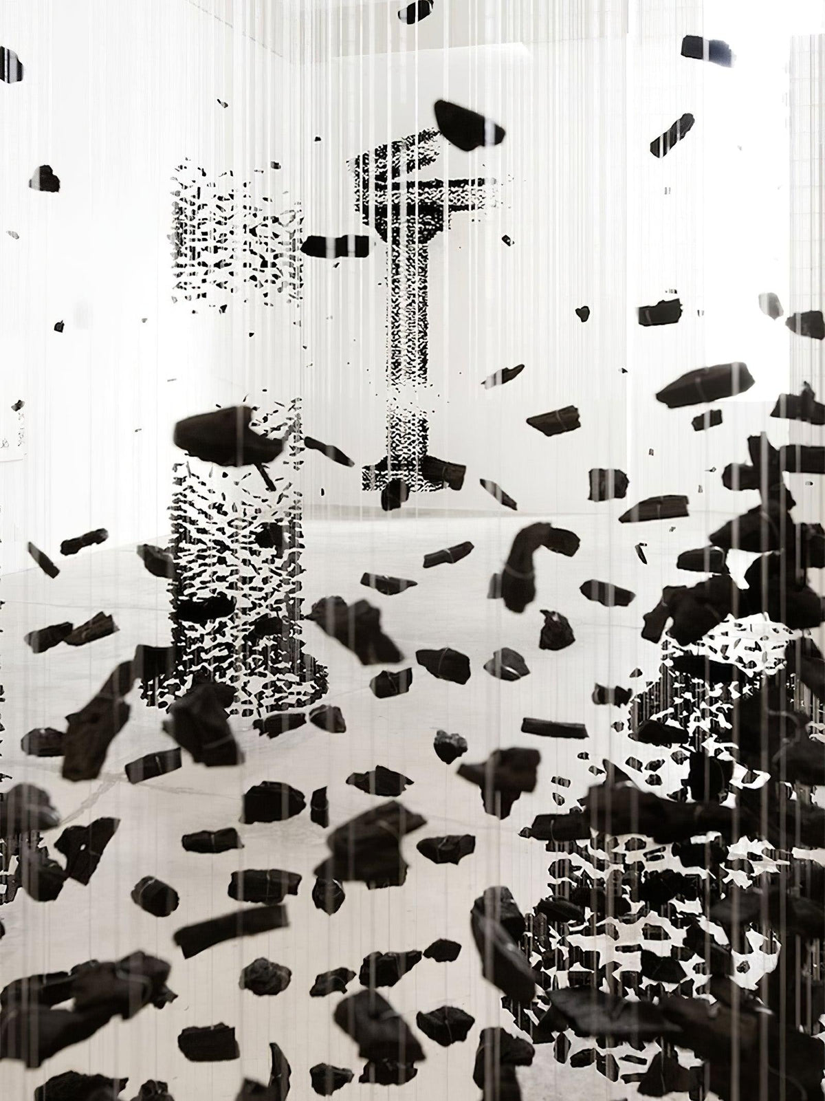 Black Stones Chandeliers - view 54