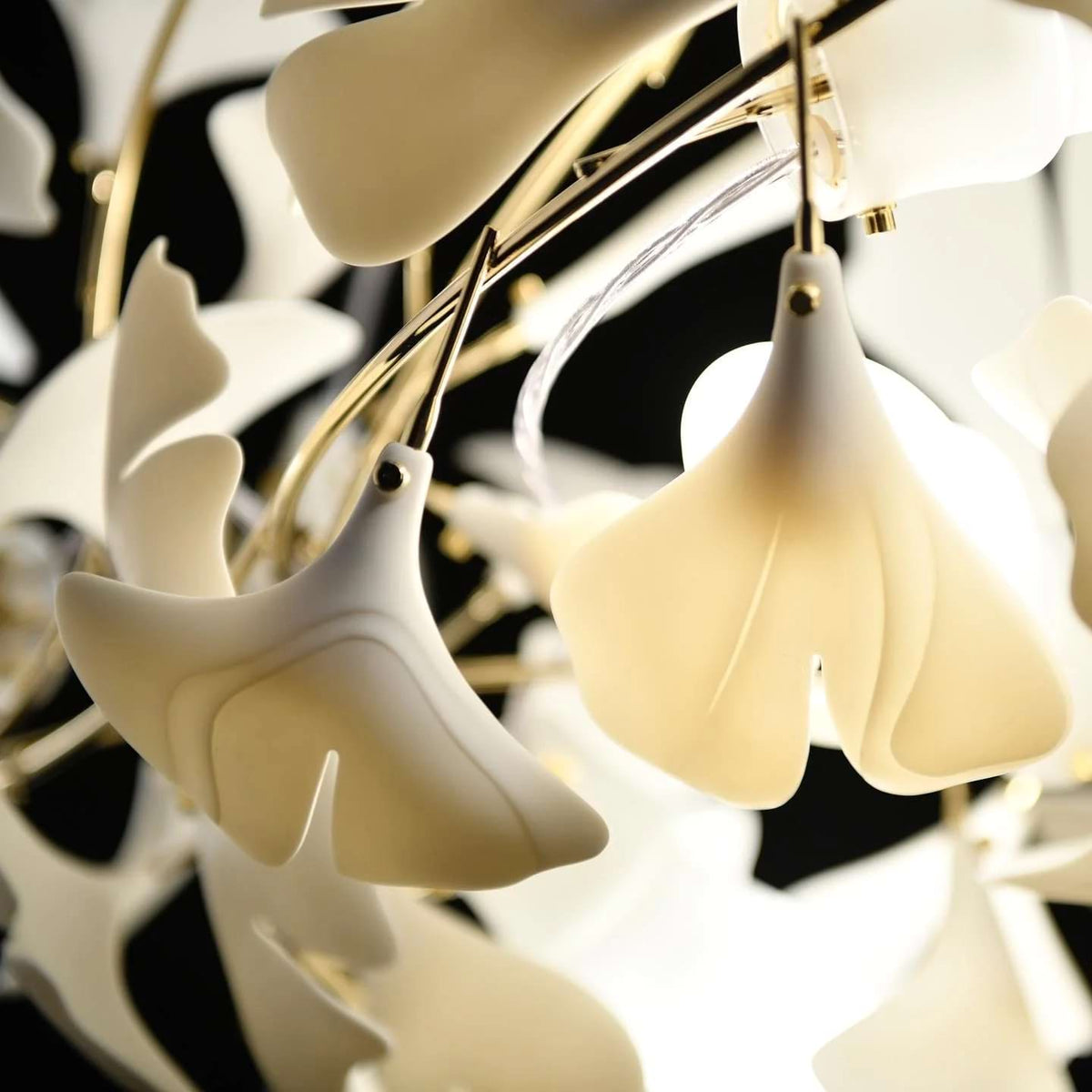 Gingko Leaves Ceramics Spiral Branch Chandelier - view 38