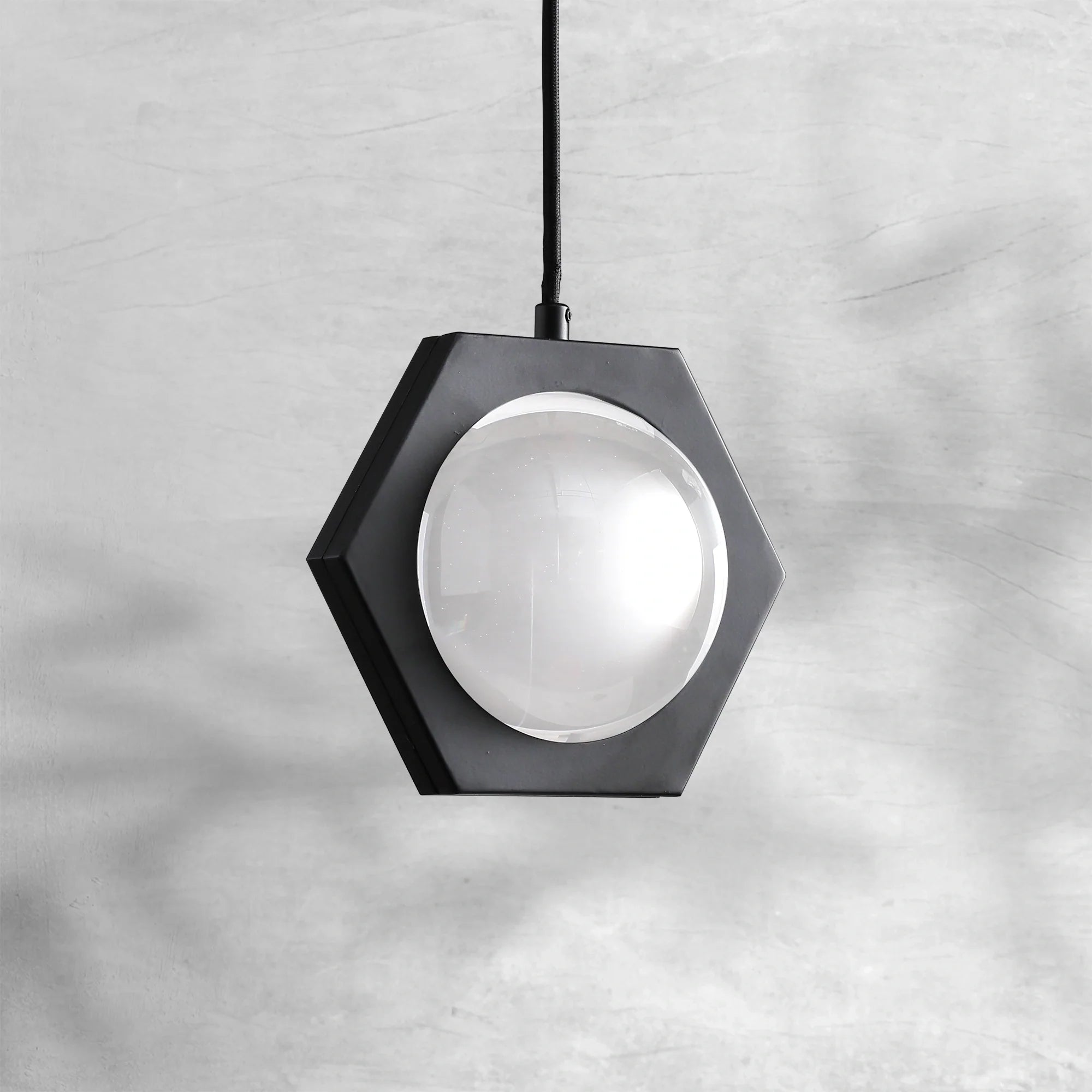 Eldric Grand Pendant 5"D