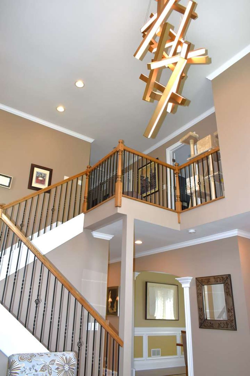 Modern Vertical Geometric Aluminum Chandelier for Staircase/Foyer/High-ceiling - view 16