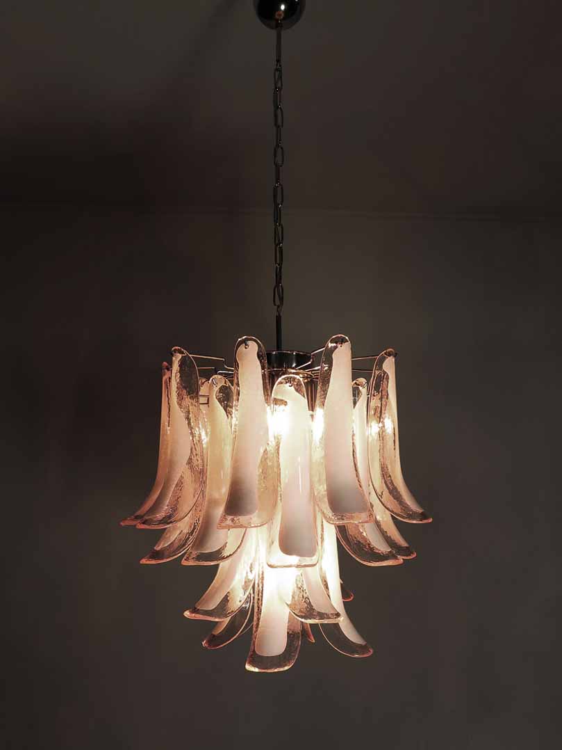 Murano-Style Chandelier – 26 petals – Pink