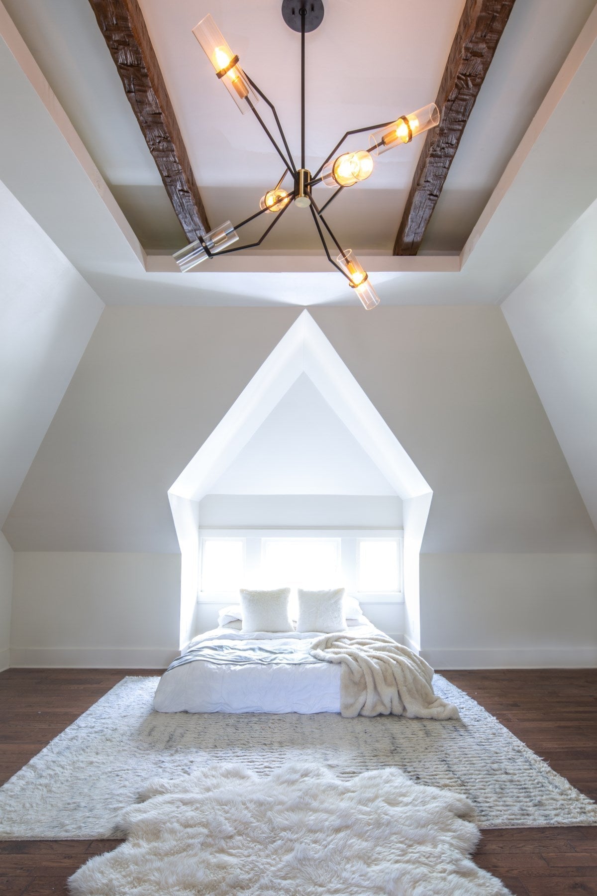 Raef Modern Chandelier - view 5
