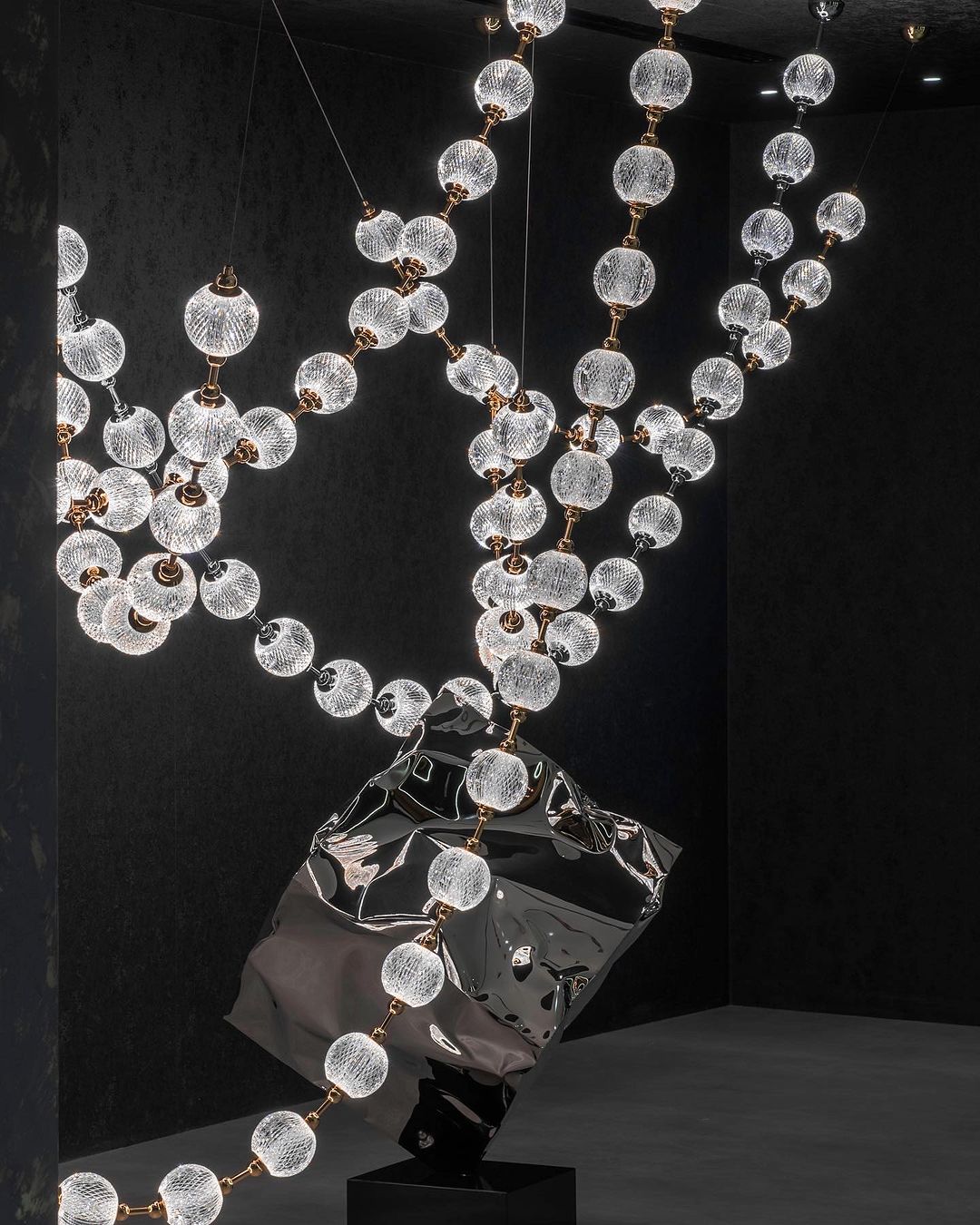 Modern Creative Pearl Necklace Chandelier for Living Room/Staircase/Foyer/Entryway - view 7