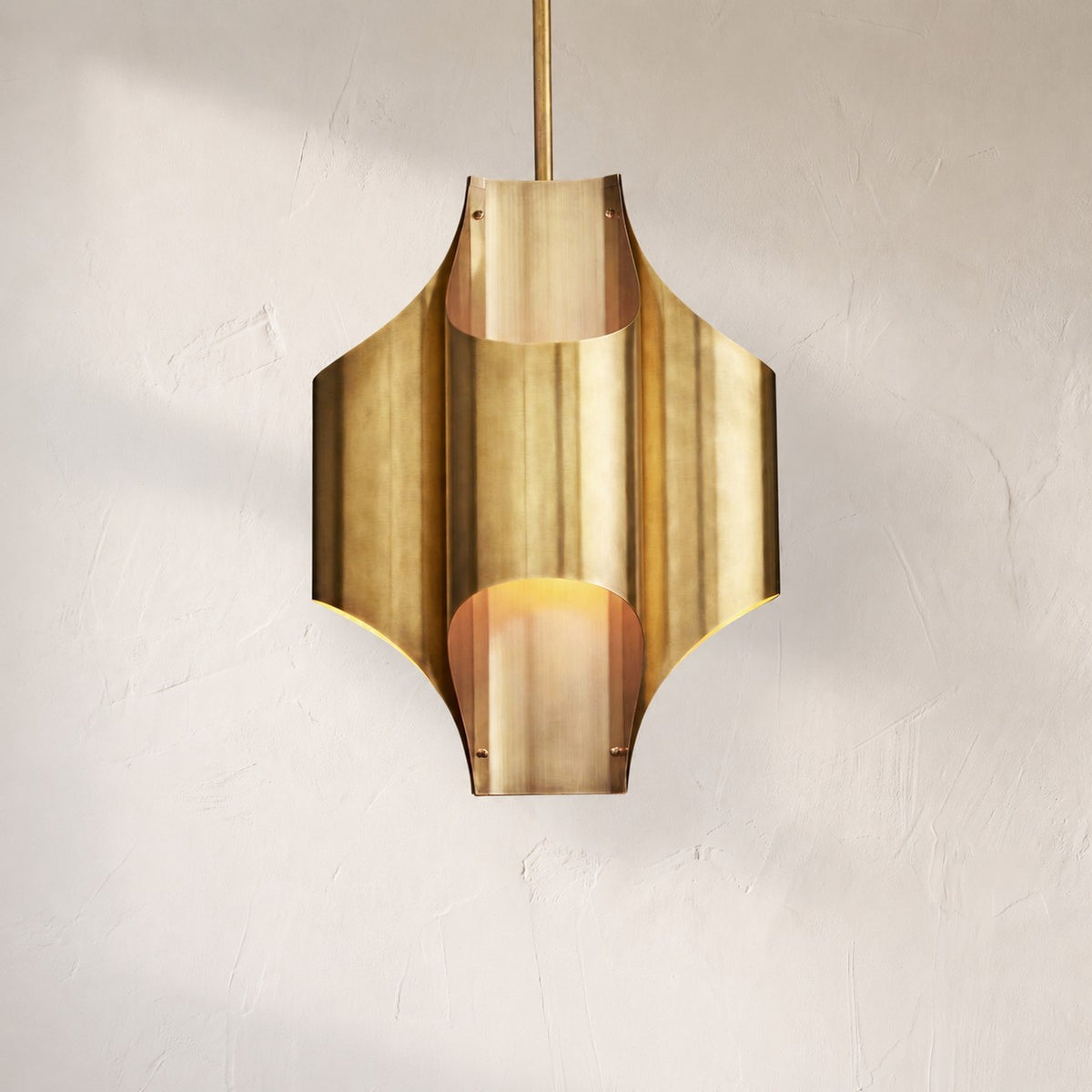 Coren Pendant