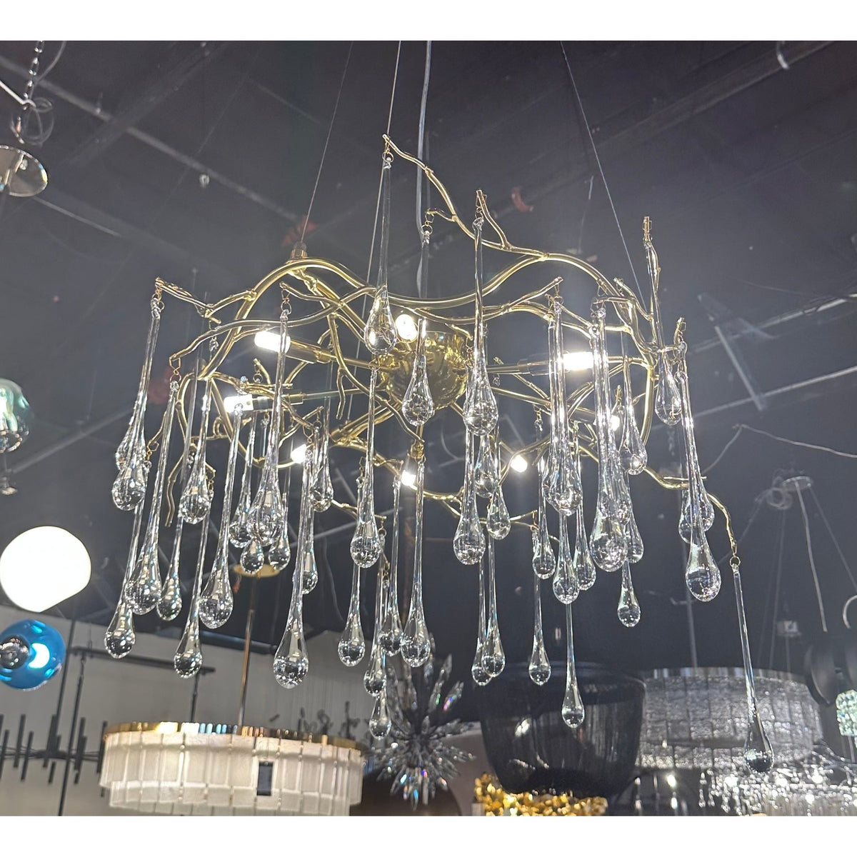 Dawn Teardrop Branch Brass Round Chandelier - view 26