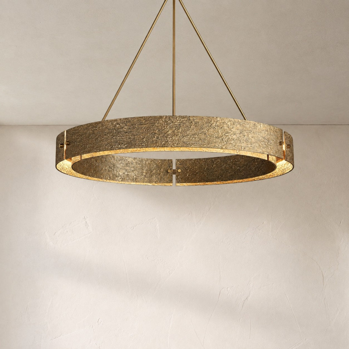 Vion Round Chandelier D 60"